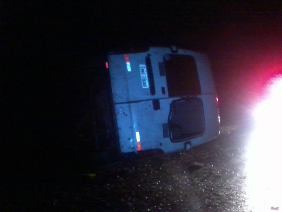 Van capotada Mirinho