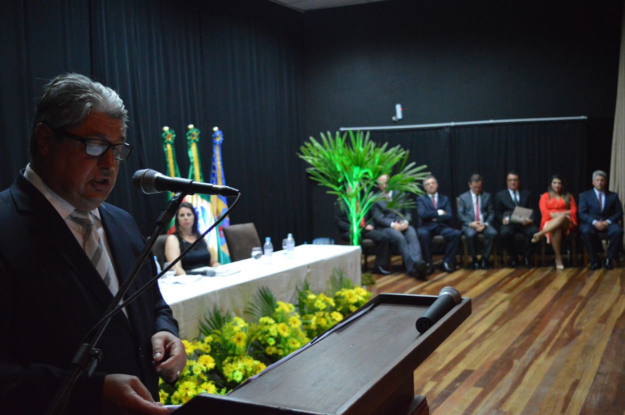 nestor-tissot-posse-camara-de-vereadores