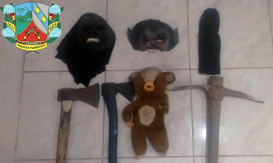 brigada-pende-jovens-que-faziam-brincadeira-do-palhaco