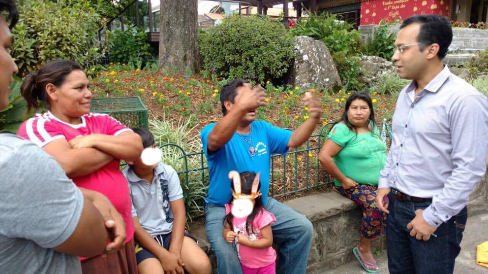 indios-no-centro-de-gramado