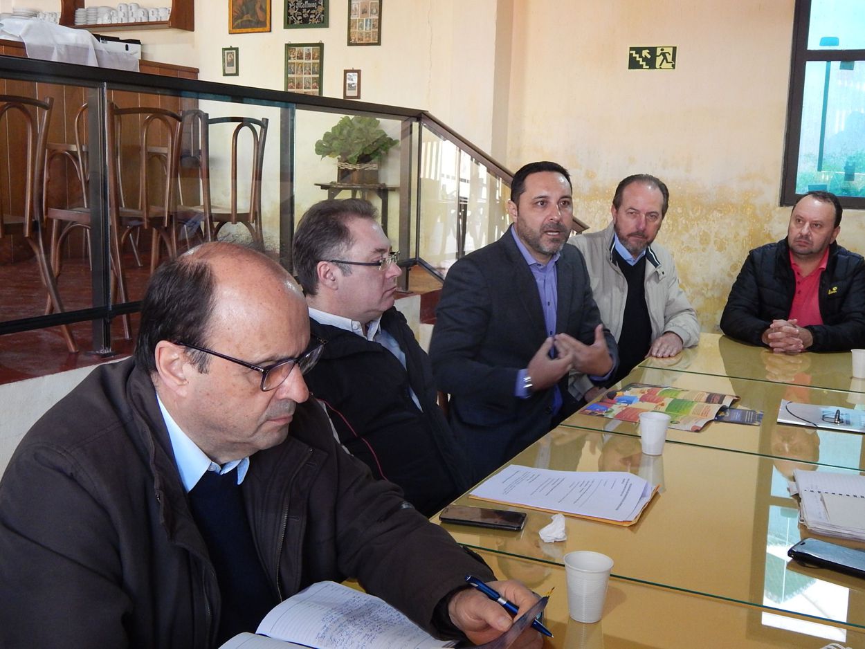 reuniao- amserra-sindtur-e-turismo-legal