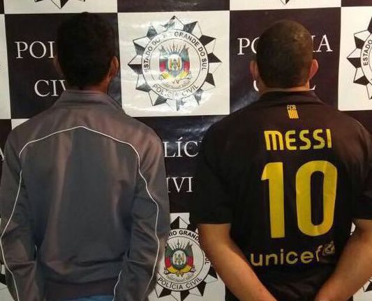 preso-traficante-na-varzea-grande-em-gramado