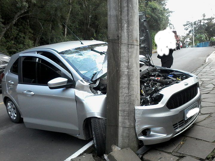 acidente-rua-emilio-leobet