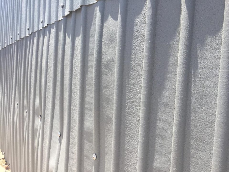 tapume-empreendimento-tematico-em-gramado