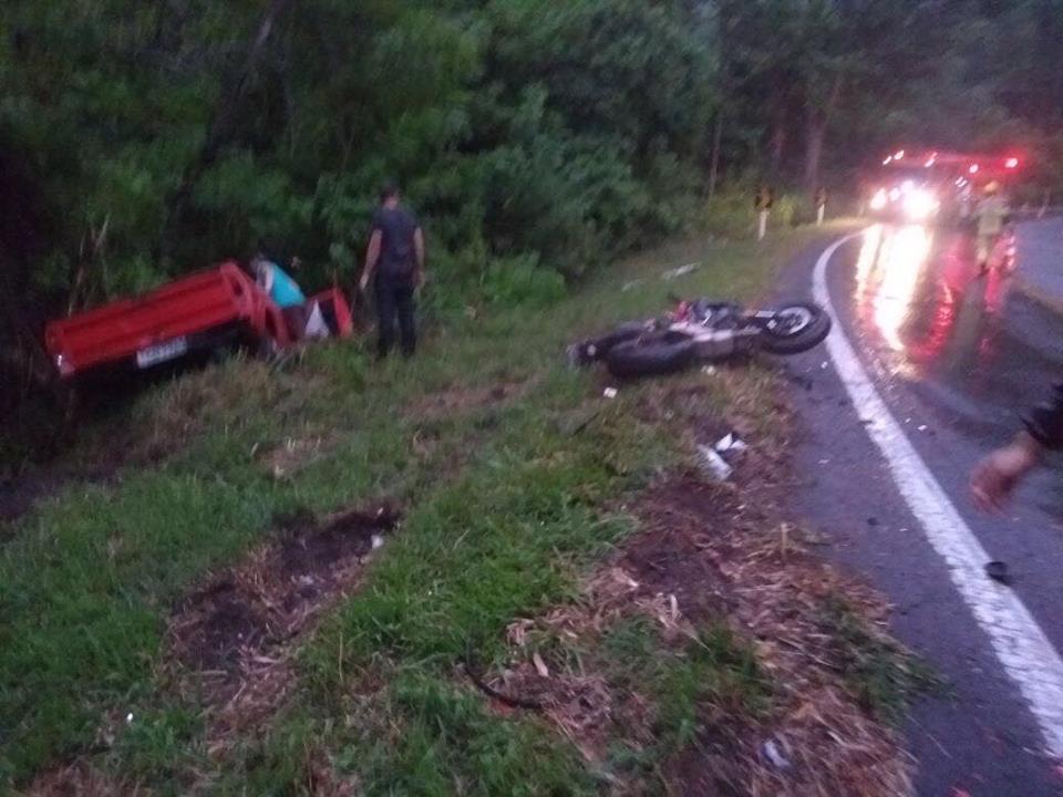 acidente-moto-e-carro-rs-115