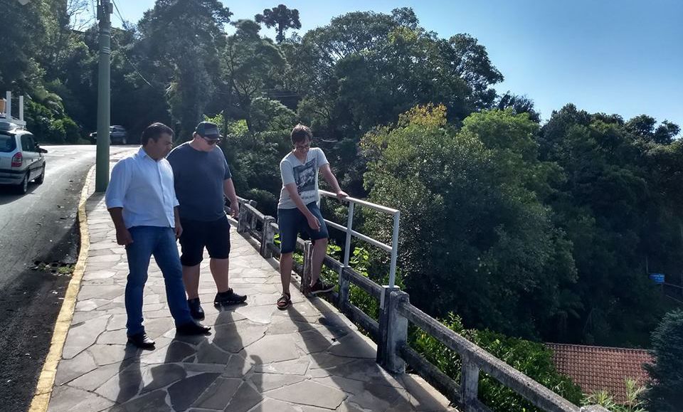 guarda-corpo-descida-piratini