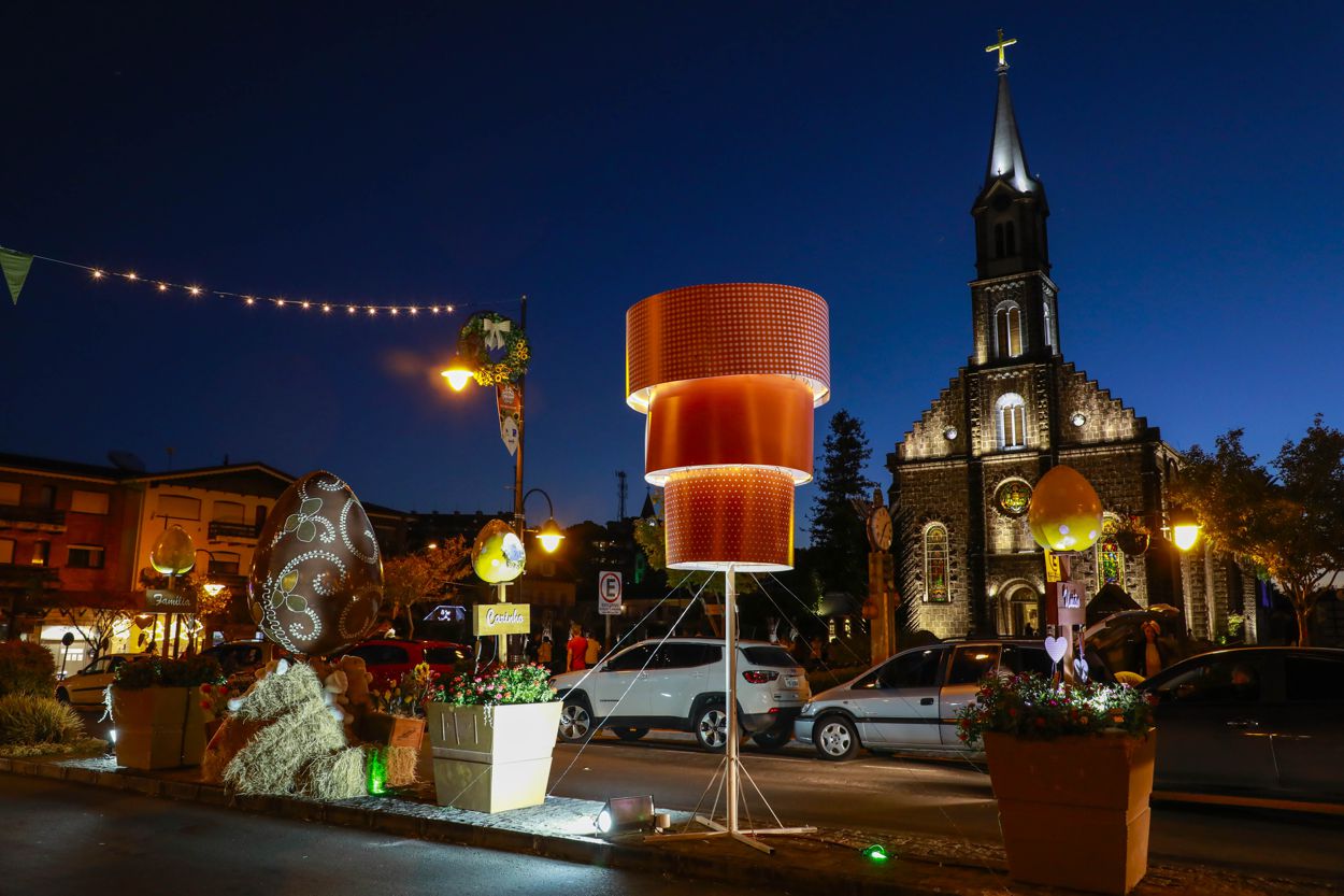 sindtur-pascoa-em-gramado