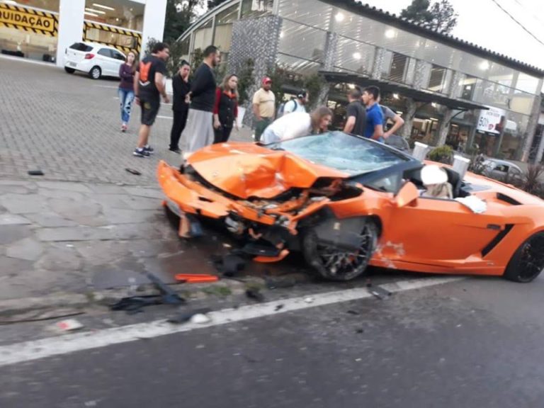acidente-com-lamborghini