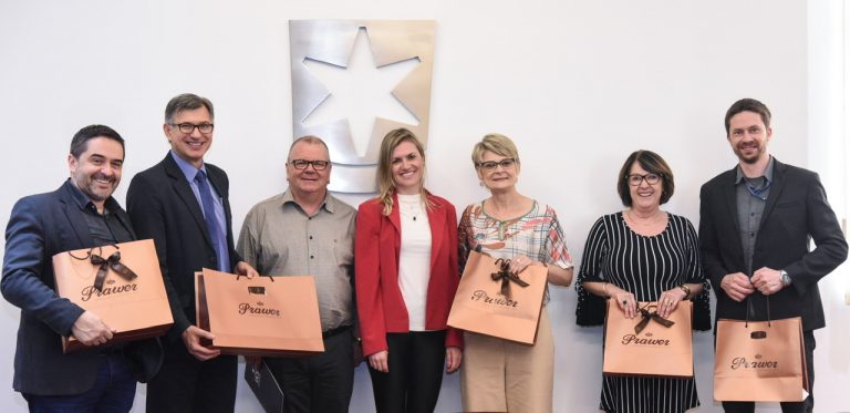 799348A1-EACB-4D1A-9304-3854416DB1E9