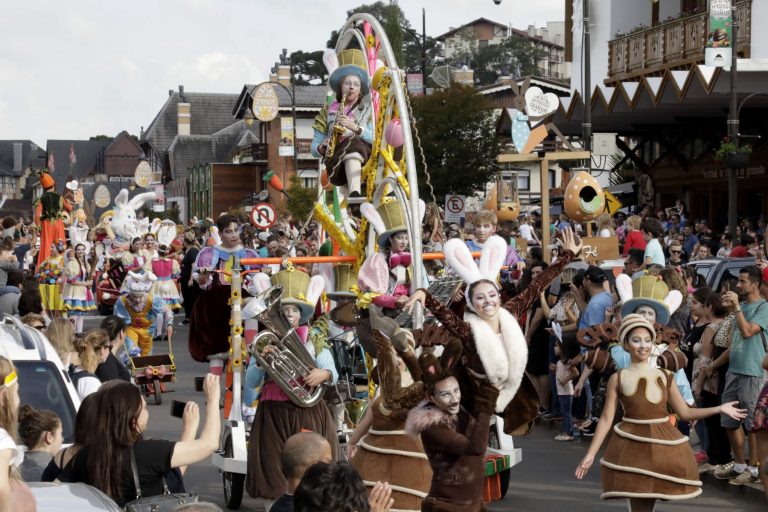 Foto-Parada-de-Páscoa-2019