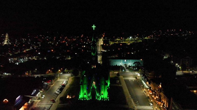 catedral-de-pedra-canela-foto-cid-guedes