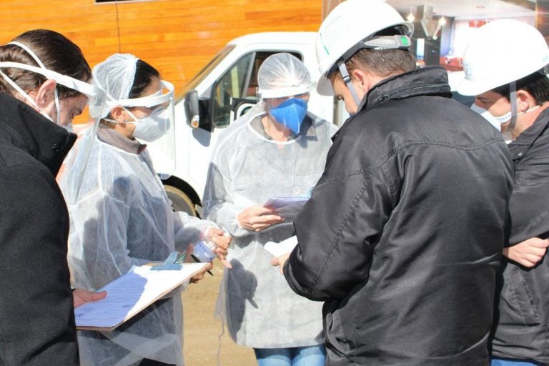 obra-interditada-gramado-covid