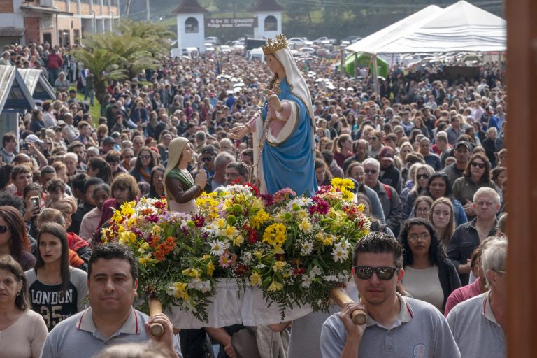 romaria-de-caravaggio-canela