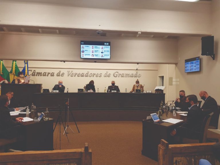 FBA9A44D-8C72-4BA1-85D3-241EBE406091