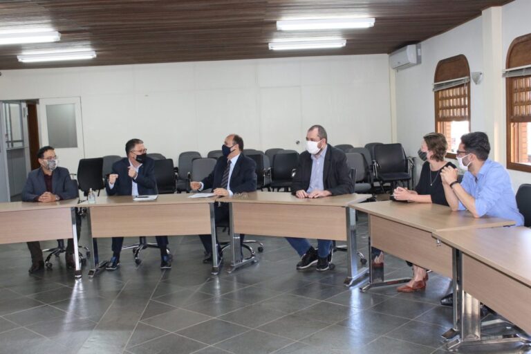 Reunião-Feevale-e1601057795926