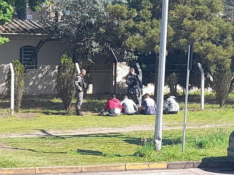 bm-canela-prende-quatro