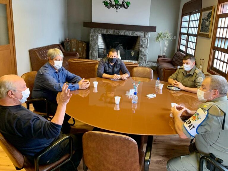 Administração Municipal recebe a visita do comando da Brigada Militar