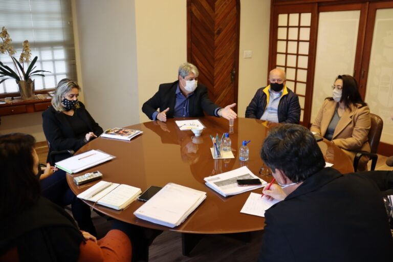 Prefeitura projeta retornos as aulas presenciais com segurança para estudantes e professores