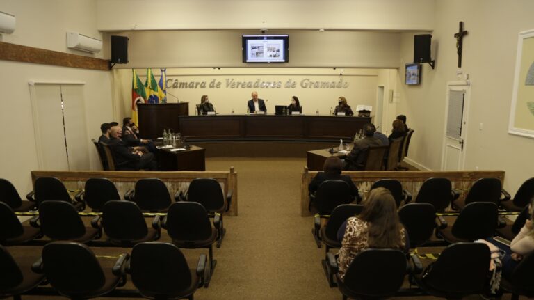 secretaria-da-educacao-preve-retorno-de-aulas-presenciais-em-5-de-maio