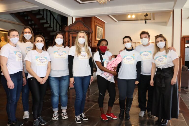Mamaço encerra as atividades da 9ª edição do Amamenta Gramado