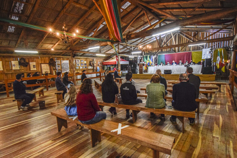 Sessão descentralizada - 13