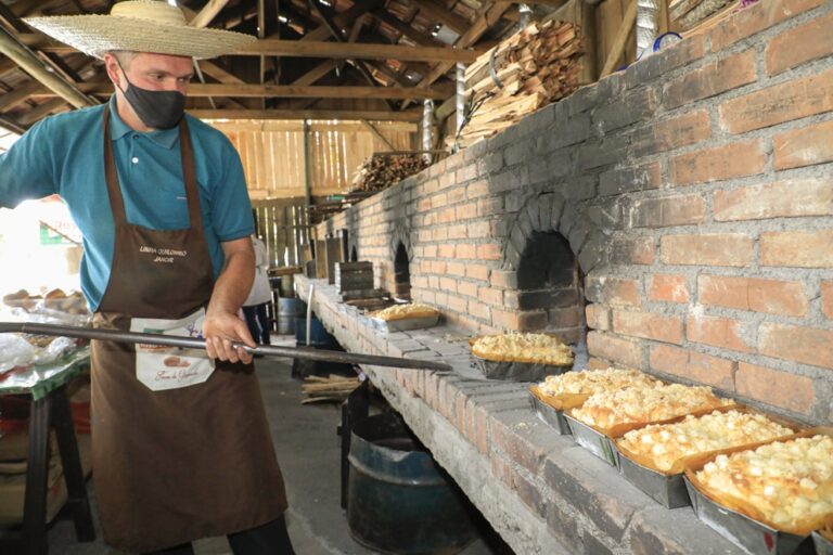 festa-da-colonia-fornos