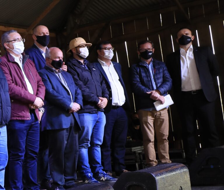 foto-festa-com-professor-daniel