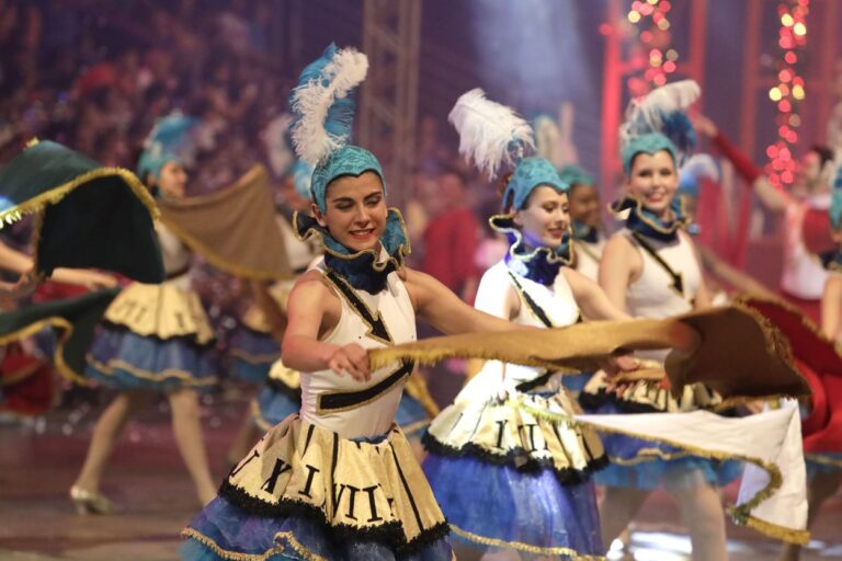 grande-desfile-de-natal-bailarinas