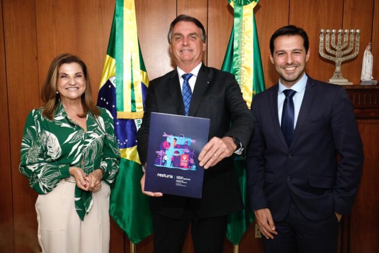Marta Eduardo e Bolsonaro