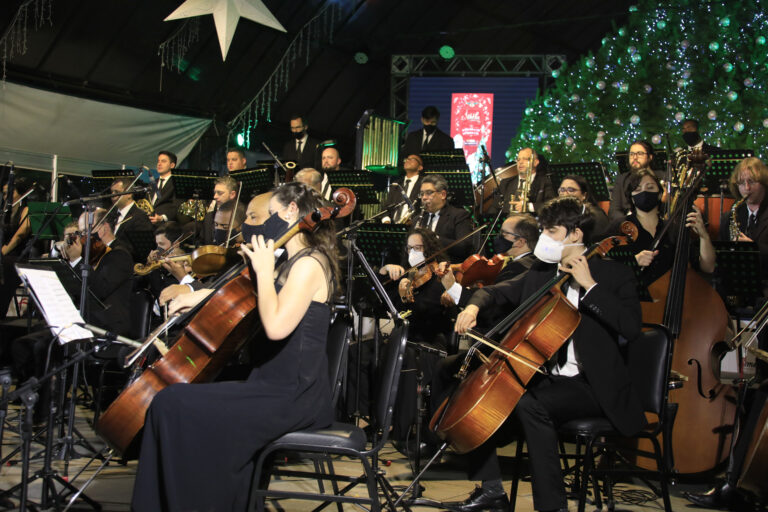 Foto Orquestra Sinfônica.palco rua coberta
