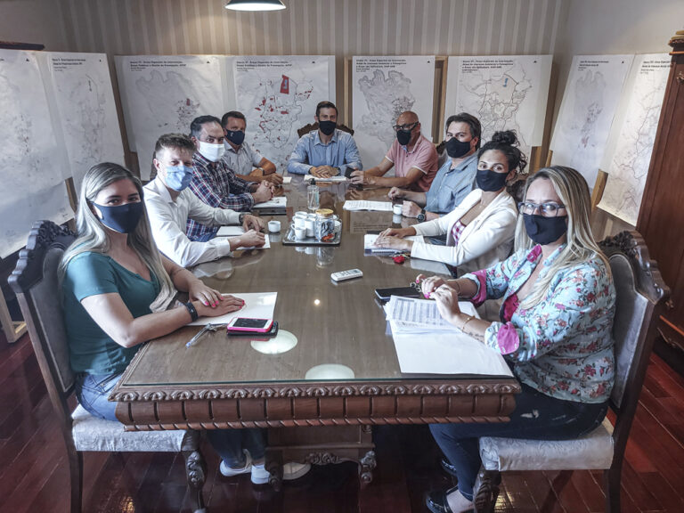 reunião secretário e comissão