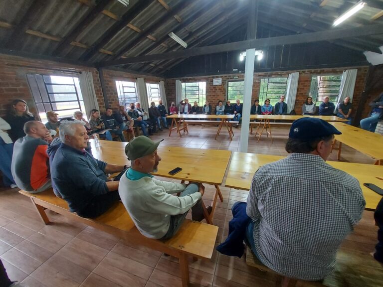gabinete movel camara bairro moura