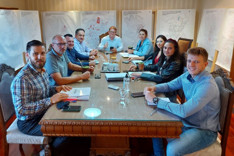 vereadores analisam manifestações dos contabilistas e da Linha Tapera