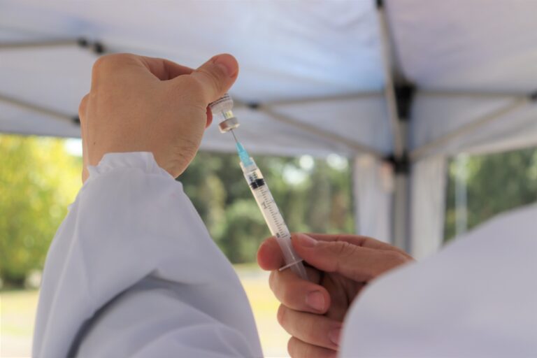 vacina-a-partir-dos-48-anos