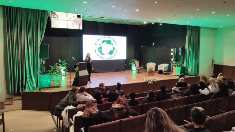 ffdd8eed-3a67-42d5-a360-2e74dfb96c3e