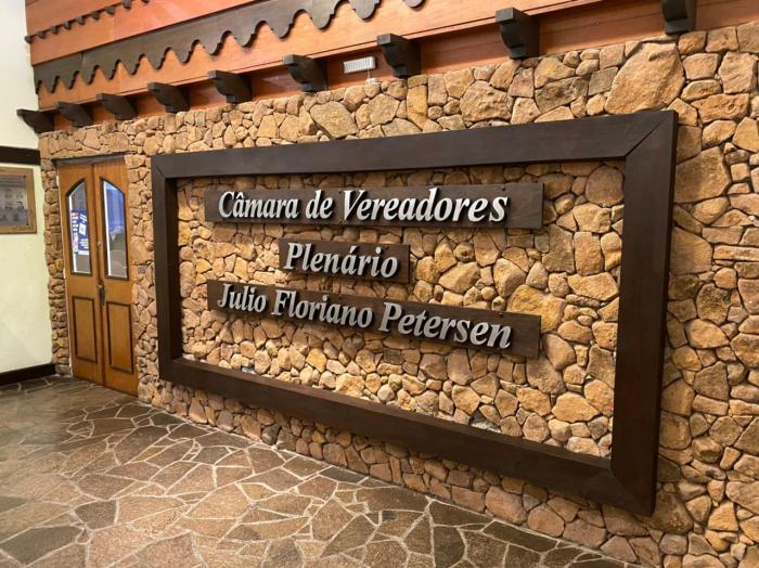 maior_Plenrio___Gramado_1