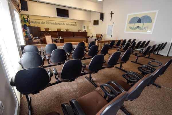 Anexo sem título 00186