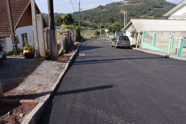 Foto 2 - Asfalto concluído