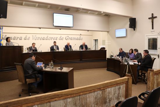 Sessão Ordinária, dia 15