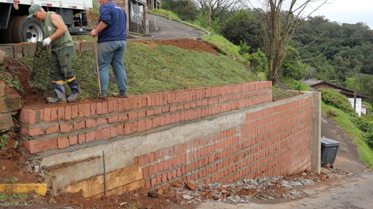 Muro de contenção, Jardim