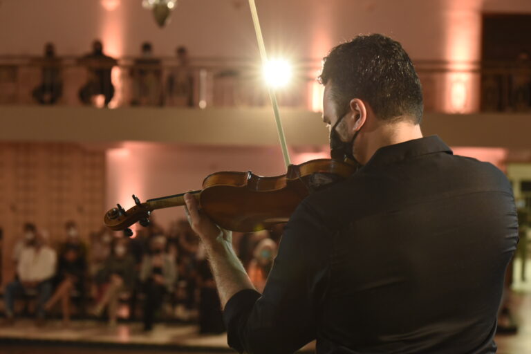 3E869758-5E6C-46DE-897F-8778E4731B8A