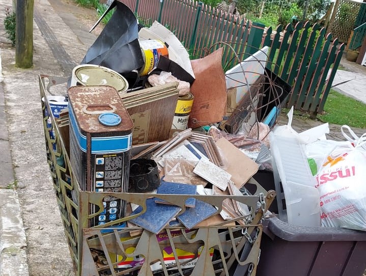 Lixo descarte incorreto