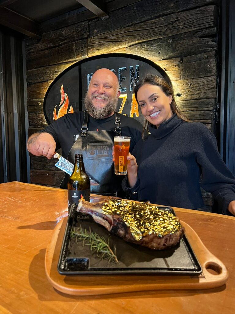 Marcelo Sartori e Ju Luz