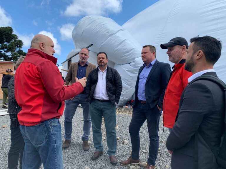 Sec Alfredo Shaefer2