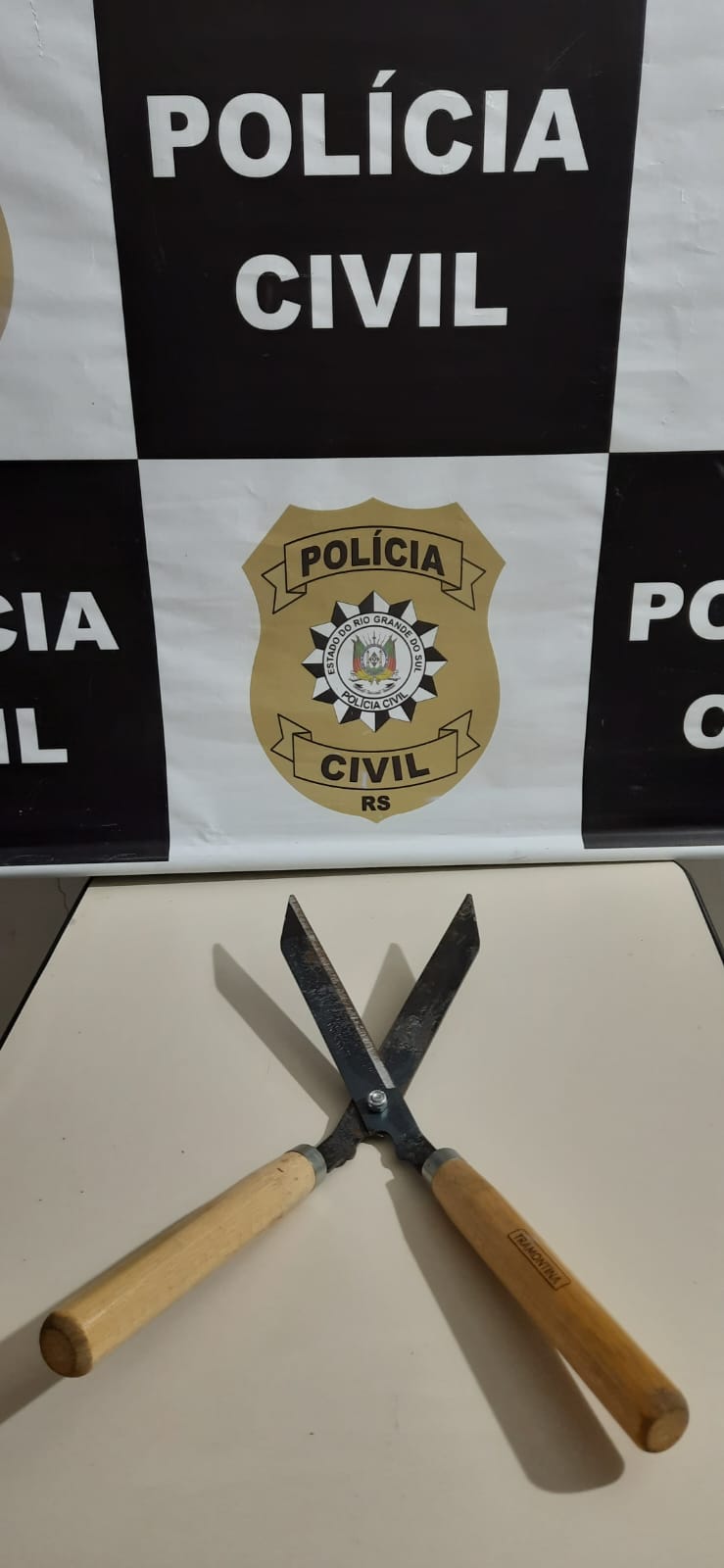 4102273B-B697-4CD5-9802-EA11E692F0F5