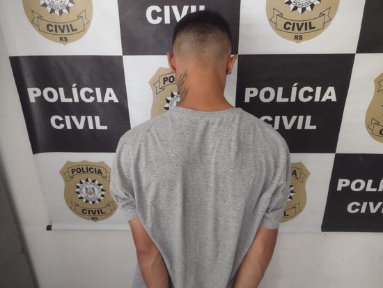 POLÍCIA CIVIL PRENDE SUSPEITO DE ATUAR EM TELE-ENTREGA DE DROGAS EM GRAMADO