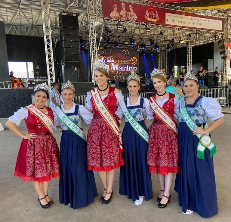 Foto Corte da Festa na Kuchenfest