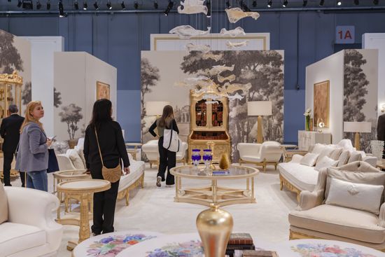 9245C6F0-0F1A-4884-BBCB-AC0EB4ED5795