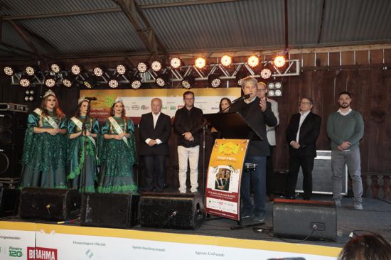 93297BF2-72CC-41AE-B780-E1FCB90B0119