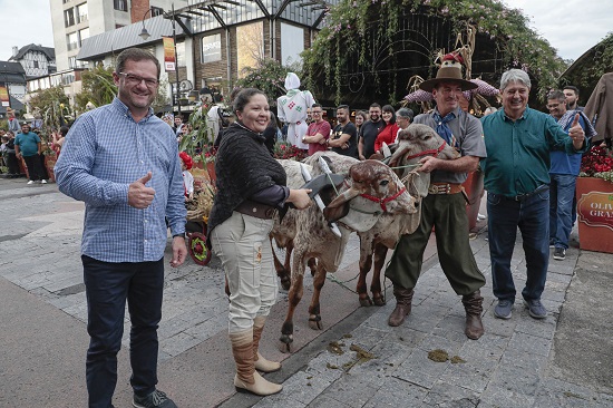 Foto Rafael no desfile de carretas